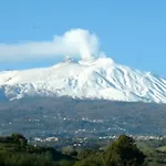Casa 1 Sole - Mare - Montagna - Con Terrazza Panoramica דירה *