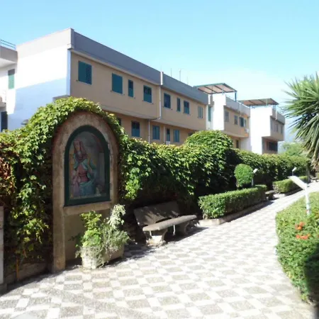 Appartement Casa 1 Sole - Mare - Montagna E Terrazza Panoramica