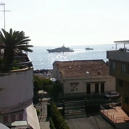 Daire Casa 1 Sole - Mare - Montagna - Con Terrazza Panoramica Riposto