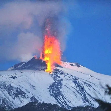 Casa 1 Sole - Mare - Montagna - Con Terrazza Panoramica Riposto