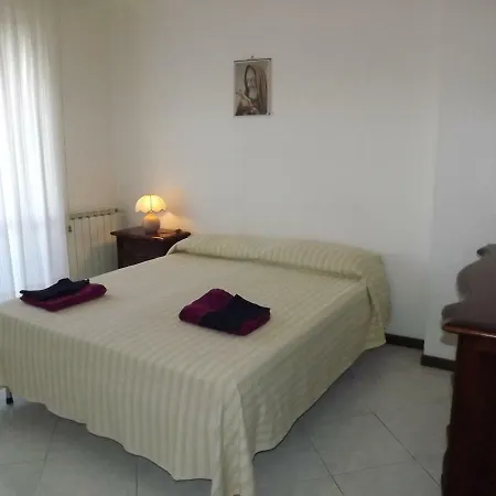 Daire Casa 1 Sole - Mare - Montagna - Con Terrazza Panoramica