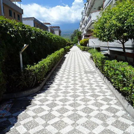 Casa 1 Sole - Mare - Montagna - Con Terrazza Panoramica